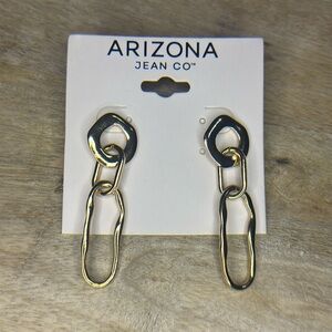 Arizona Gold Paperclip Hammered Goldtone Irregular Shaped Dangling Earrings